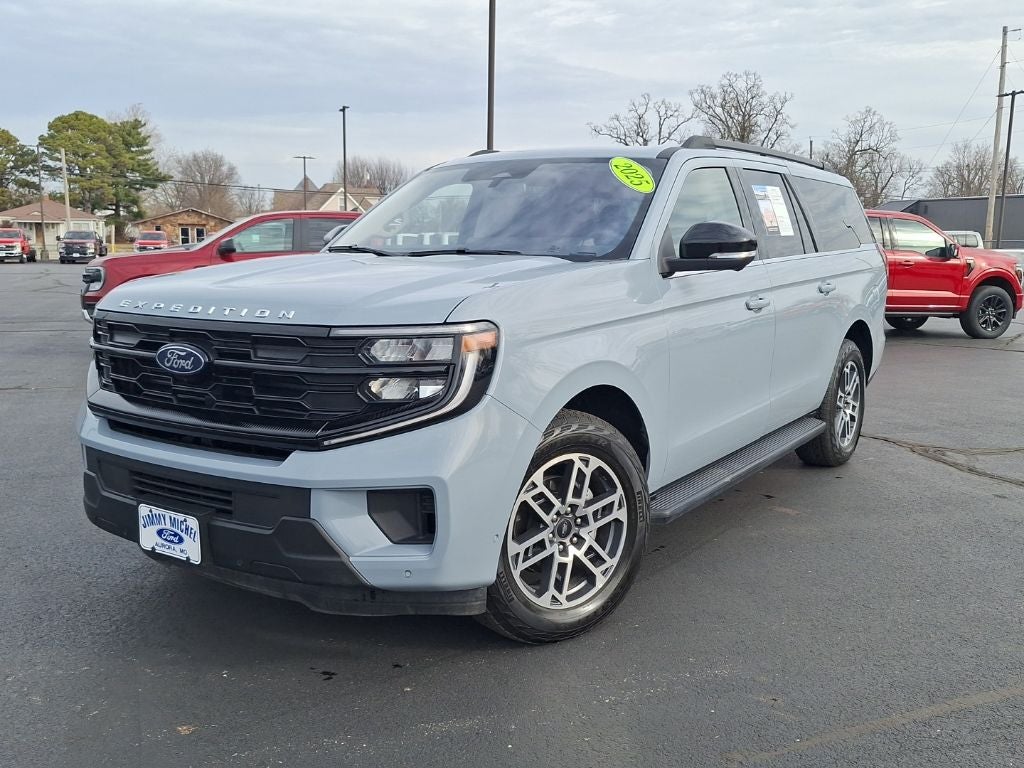 2025 Ford Expedition Max Active