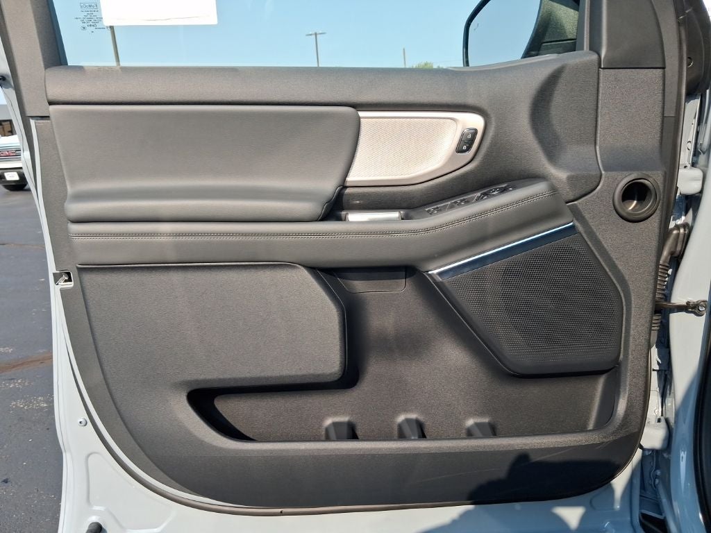 2027 Ford Expedition Active