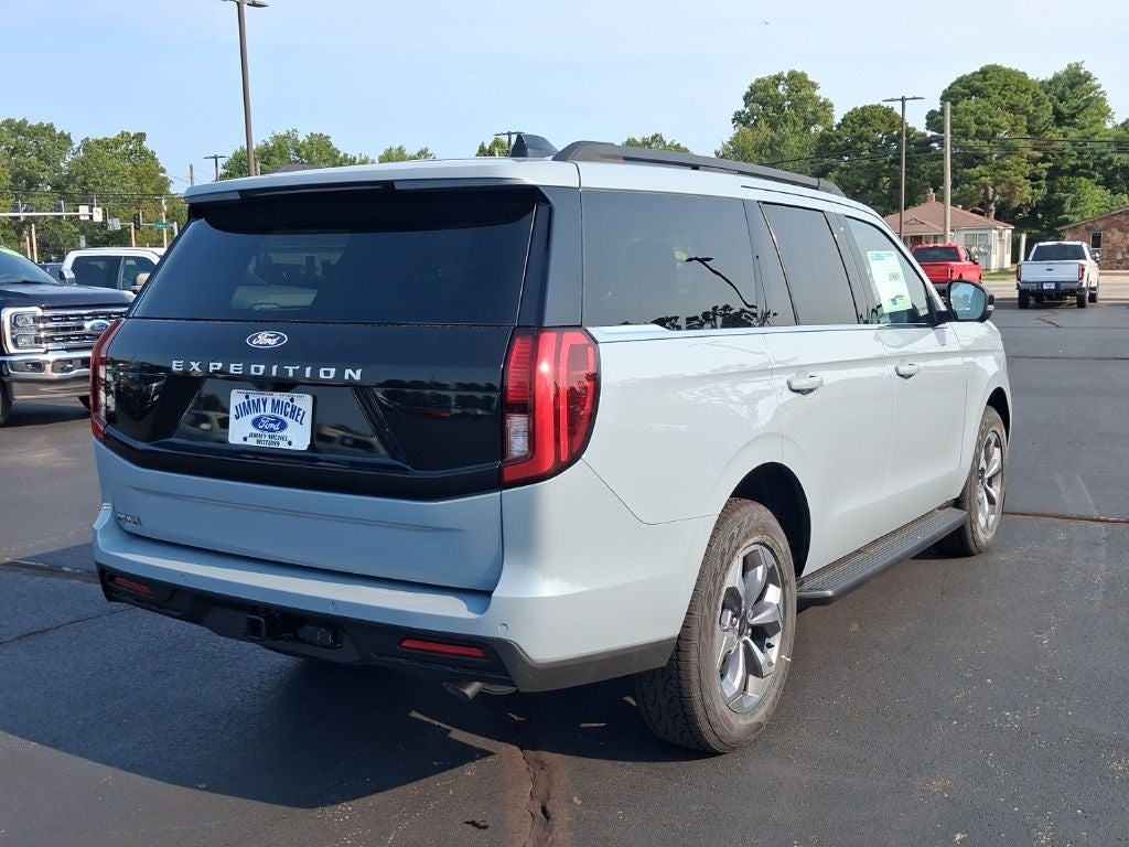2027 Ford Expedition Active