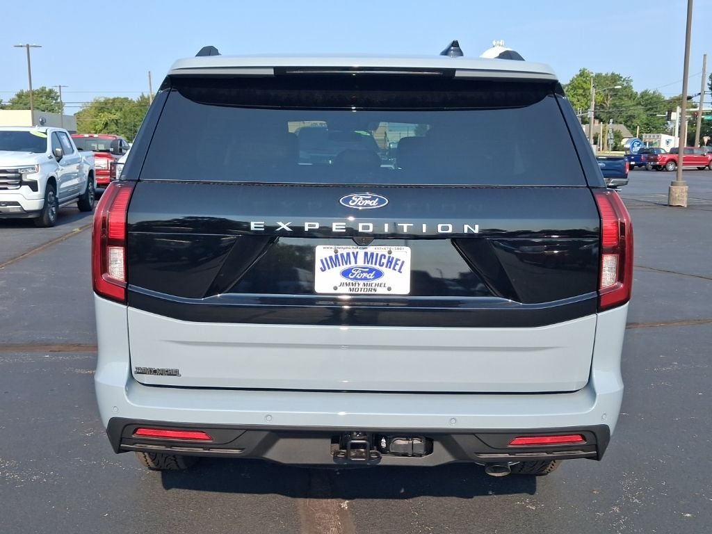 2027 Ford Expedition Active