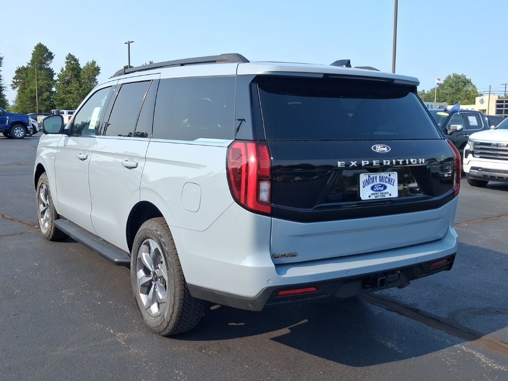 2027 Ford Expedition Active