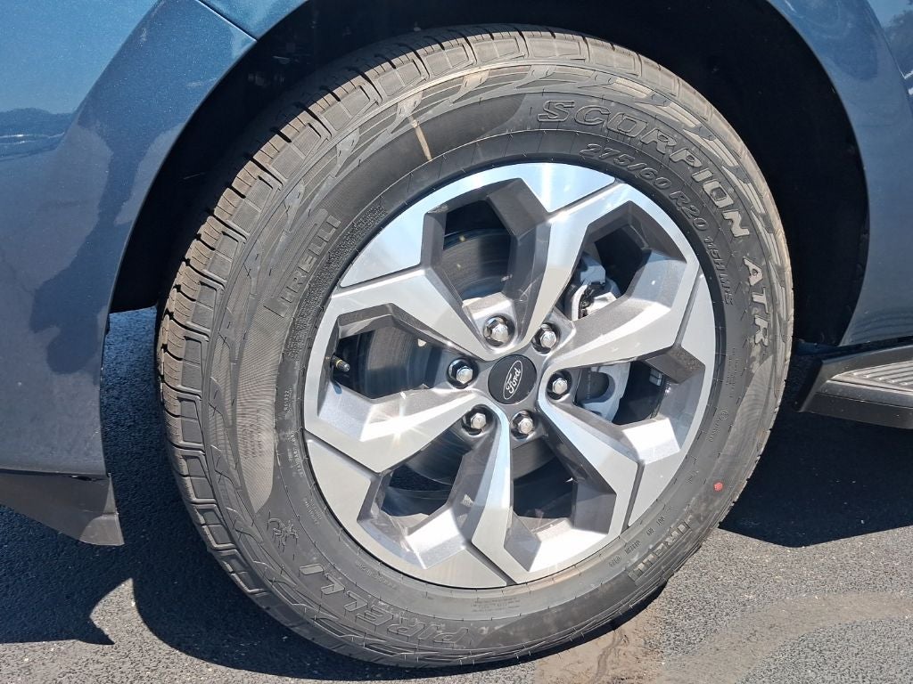2027 Ford Expedition Active