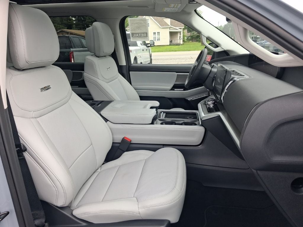 2027 Ford Expedition Platinum