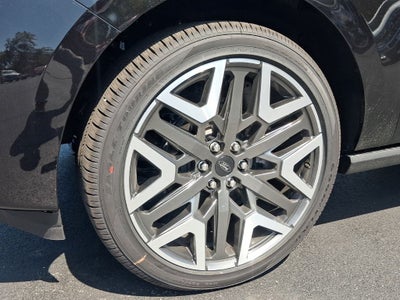 2027 Ford Expedition Platinum