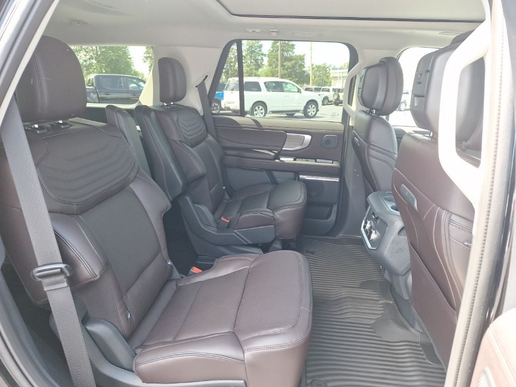 2026 Ford Expedition Platinum