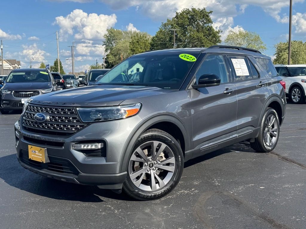 2023 Ford Explorer XLT