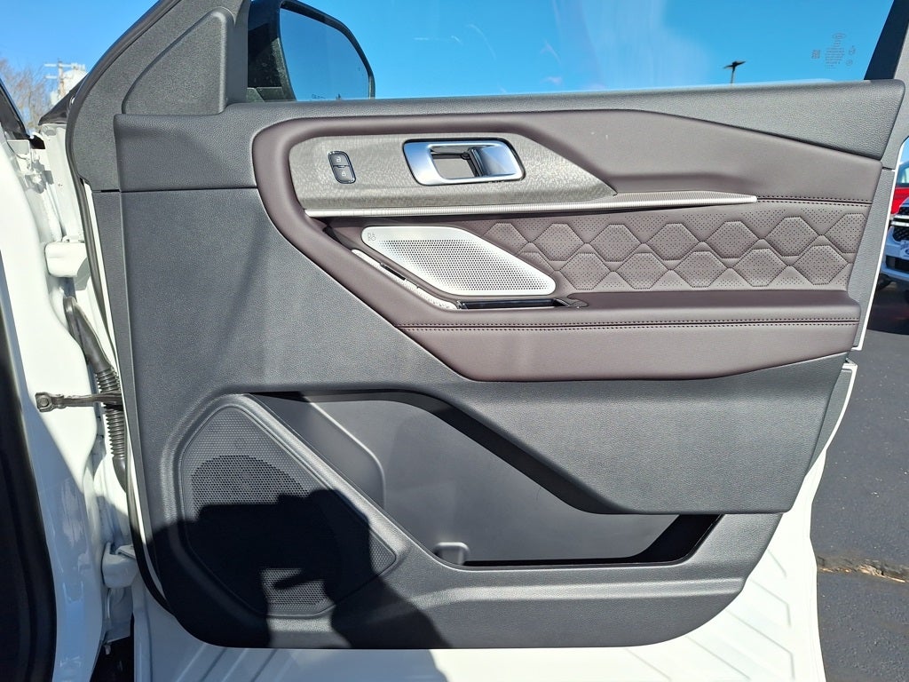 2026 Ford Explorer Platinum™