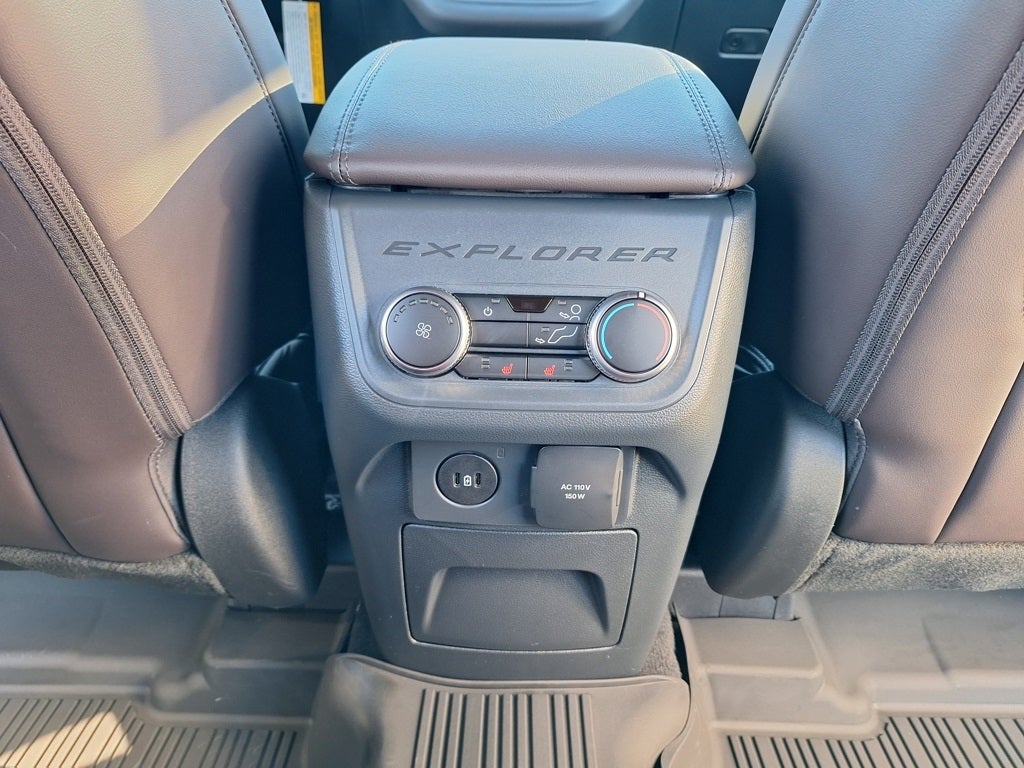 2026 Ford Explorer Platinum™