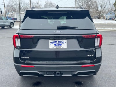 2025 Ford Explorer ST-Line