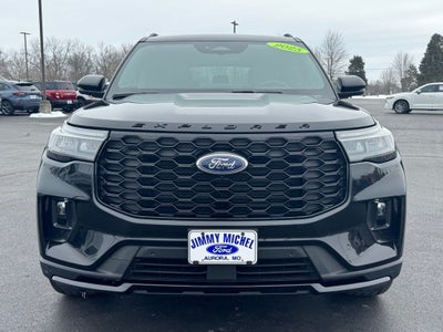 2025 Ford Explorer ST-Line