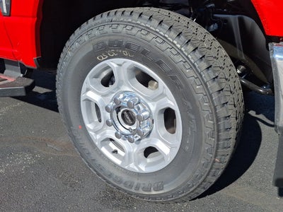 2026 Ford Super Duty F-250® XLT