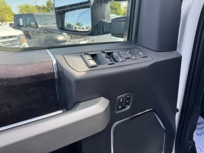 2022 Ford F-250SD Lariat