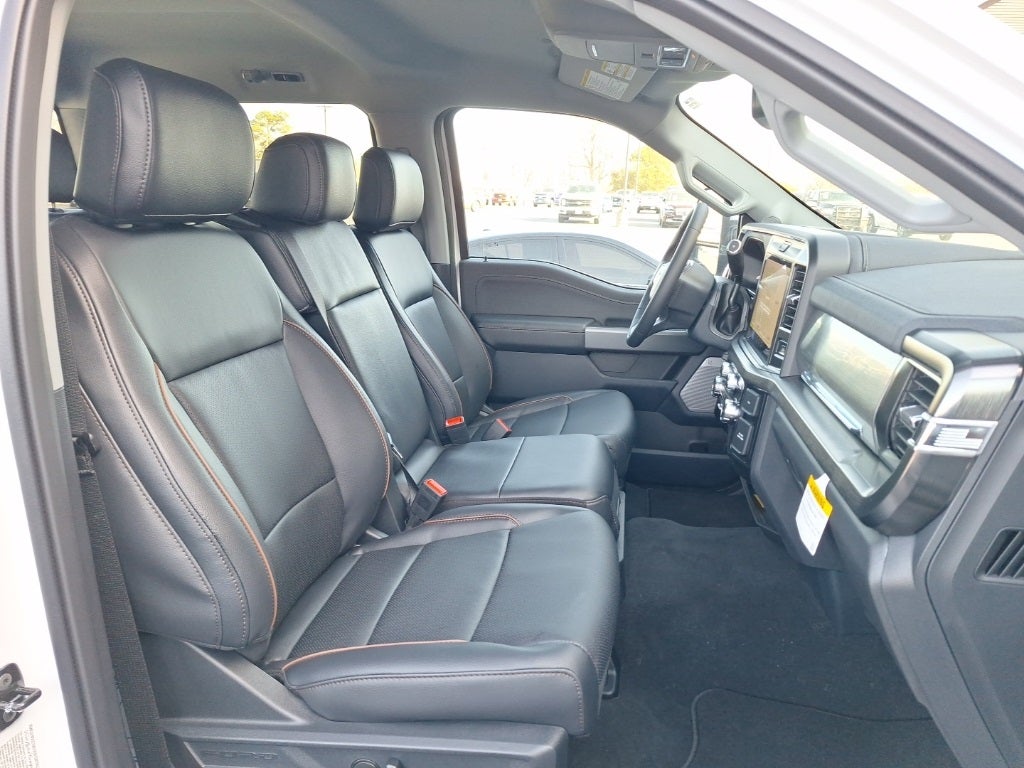 2026 Ford Super Duty F-250® Lariat®