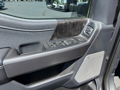 2025 Ford Super Duty F-250® Lariat®