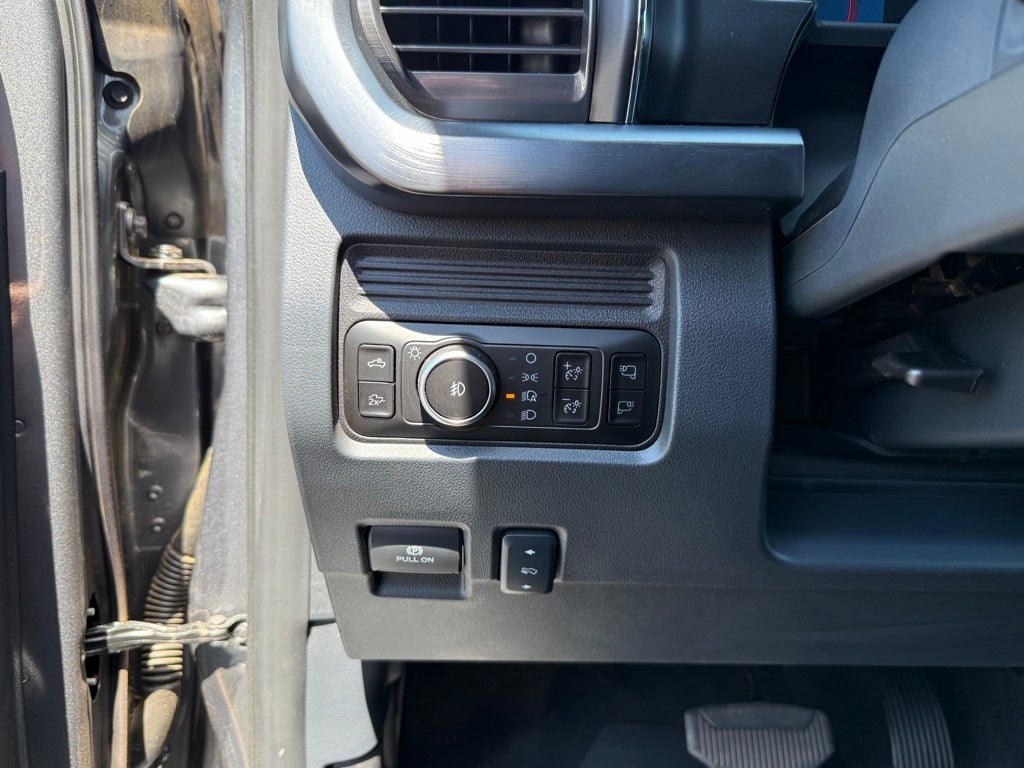 2025 Ford Super Duty F-250® Lariat®