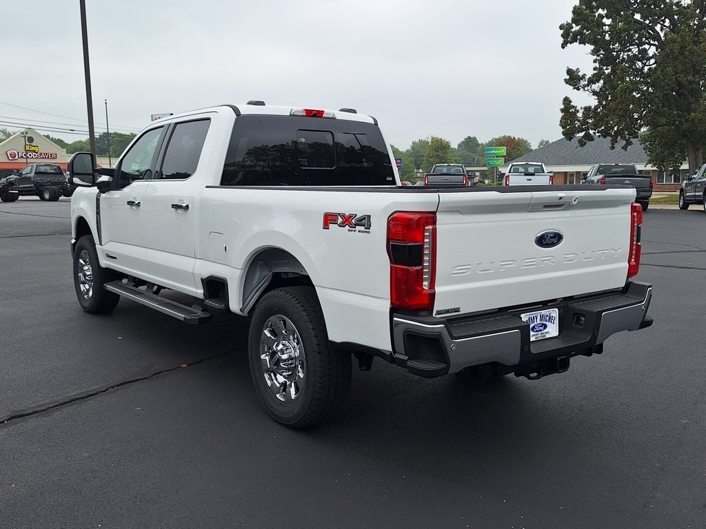2026 Ford Super Duty F-350® Lariat®