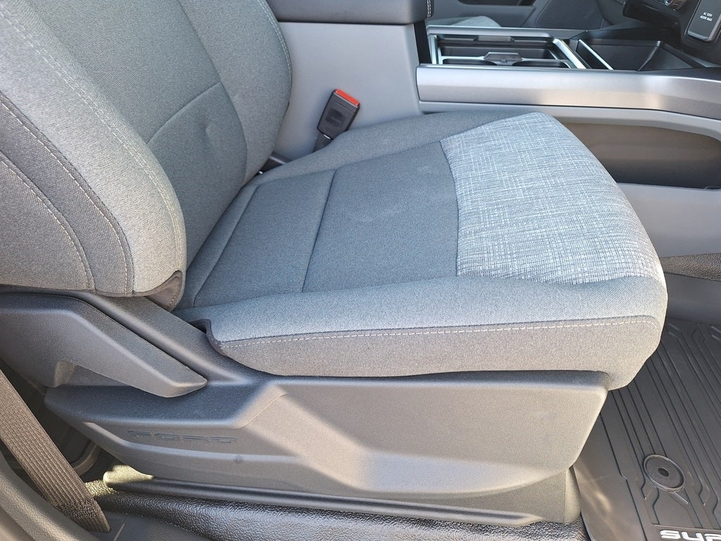 2026 Ford Super Duty F-350® XLT