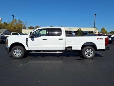 2026 Ford Super Duty F-350® XLT