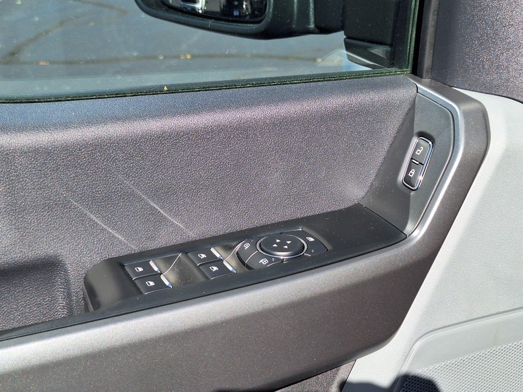 2026 Ford Super Duty F-350® XLT