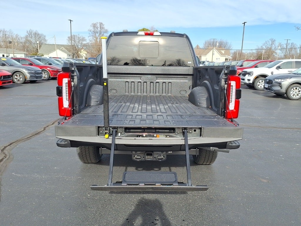 2026 Ford Super Duty F-350® Platinum®