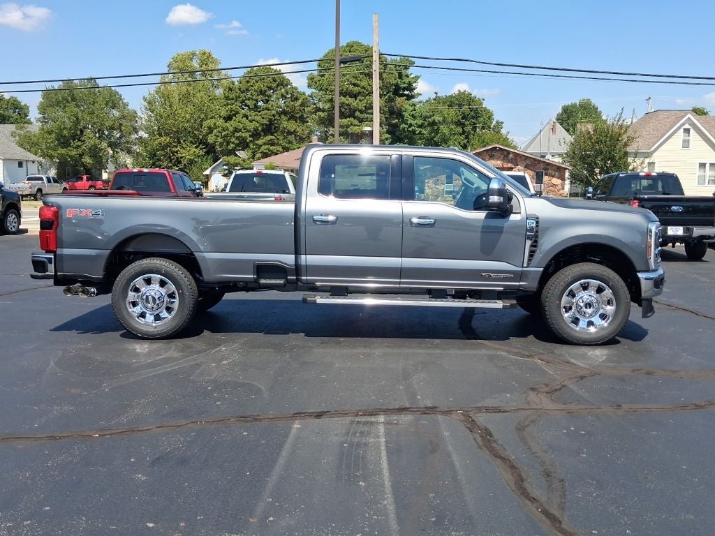 2026 Ford F-350SD Lariat