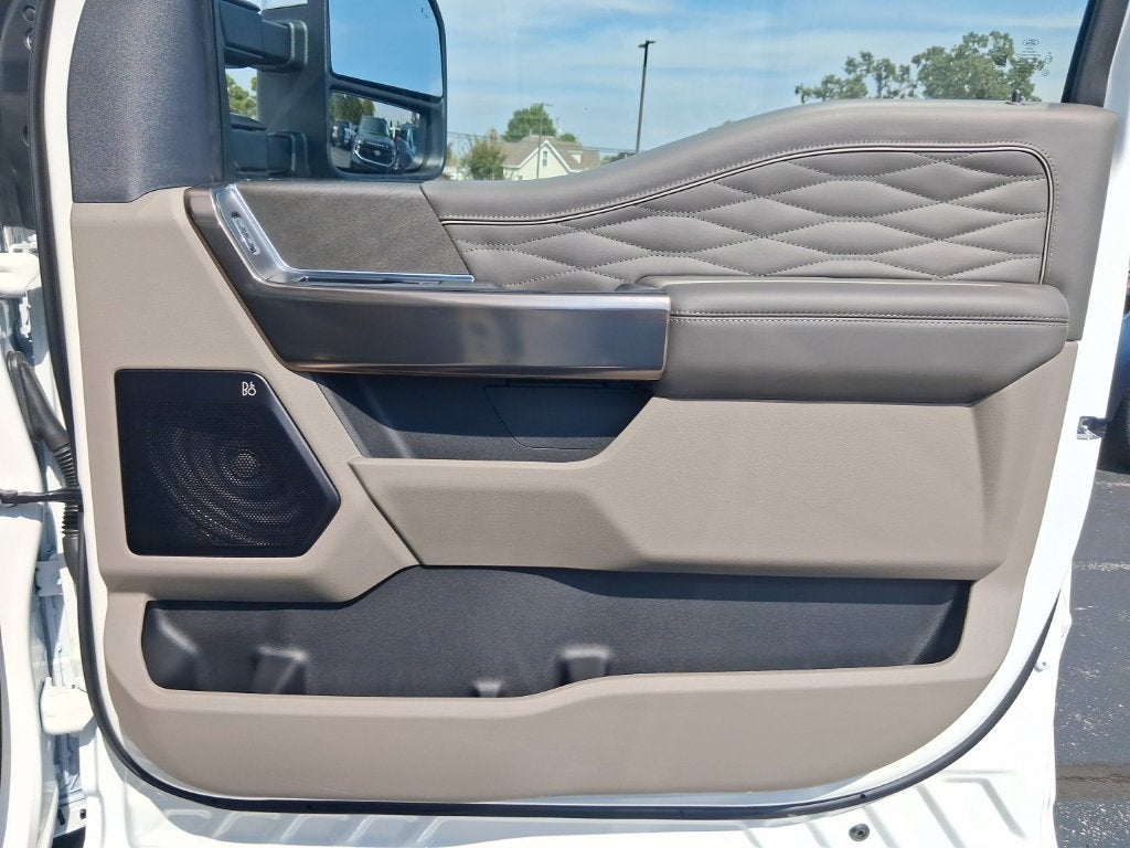 2026 Ford F-350SD Platinum DRW