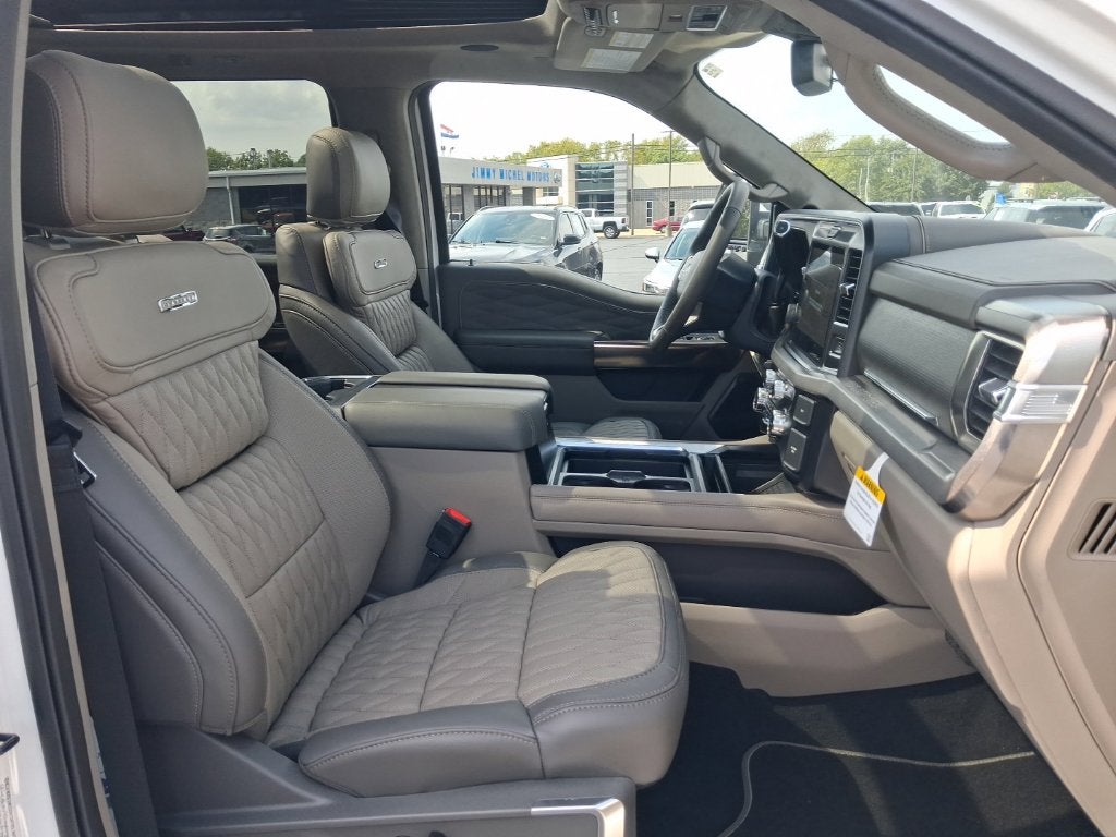 2026 Ford F-350SD Platinum DRW
