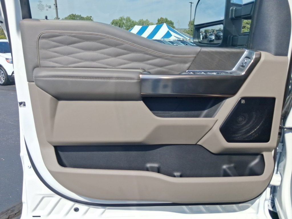 2026 Ford F-350SD Platinum DRW