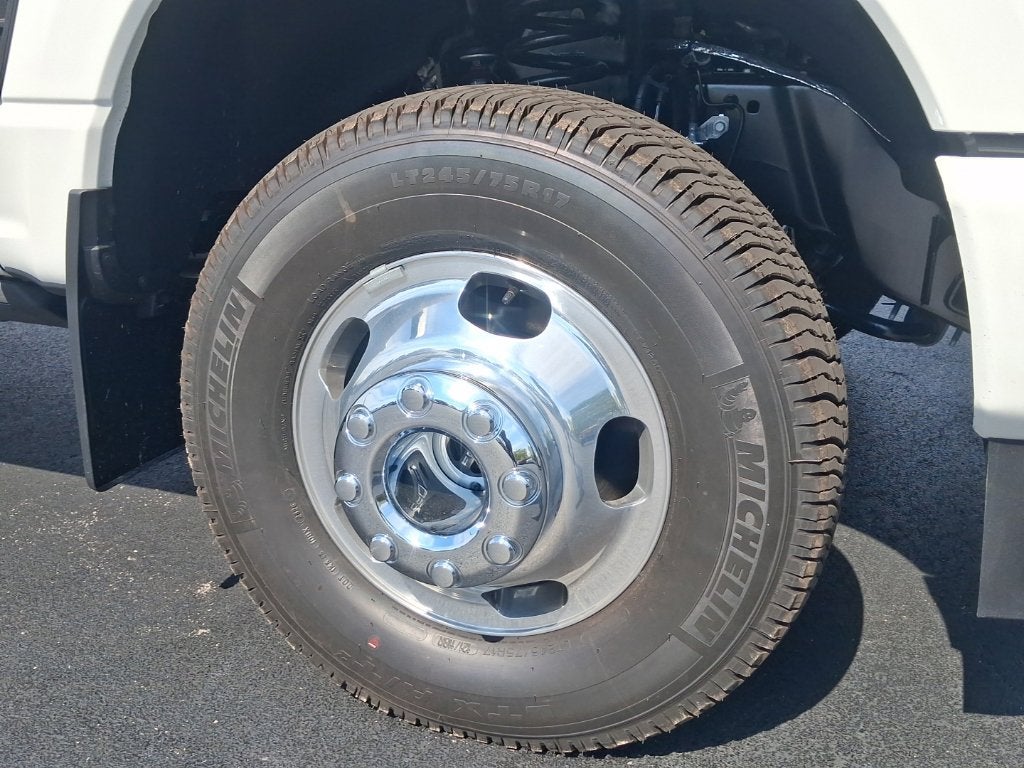 2026 Ford F-350SD Platinum DRW