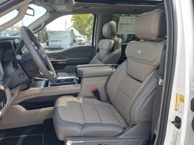 2026 Ford F-350SD Platinum DRW