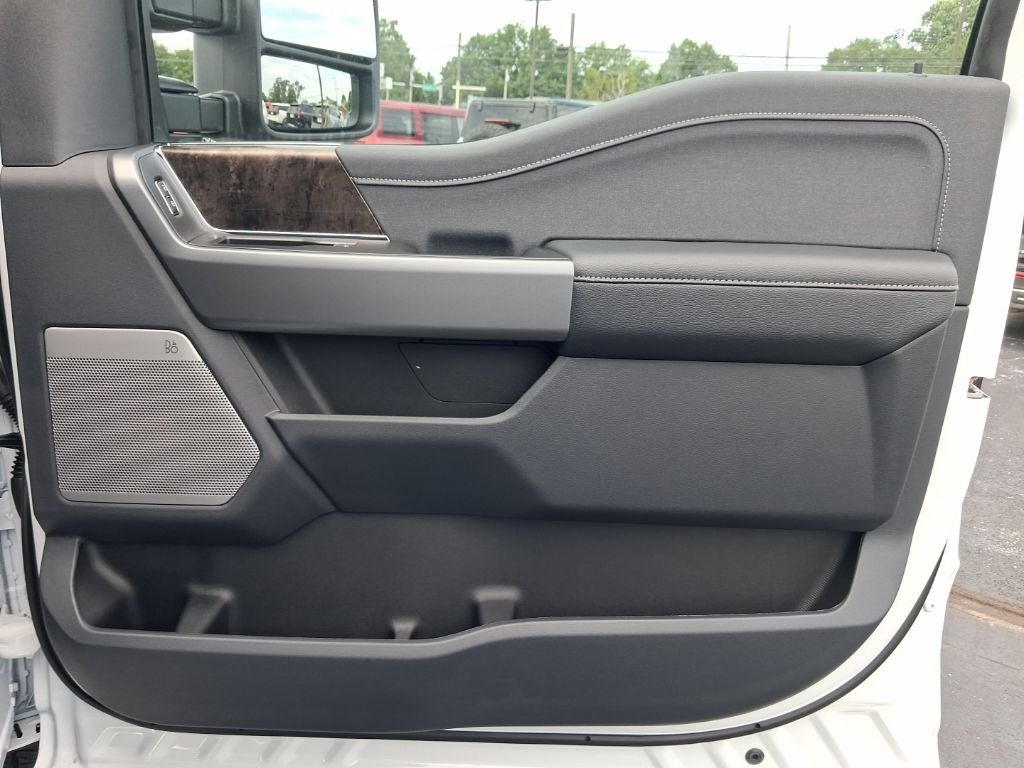 2026 Ford F-350SD Lariat DRW
