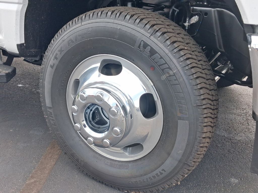 2026 Ford F-350SD Lariat DRW