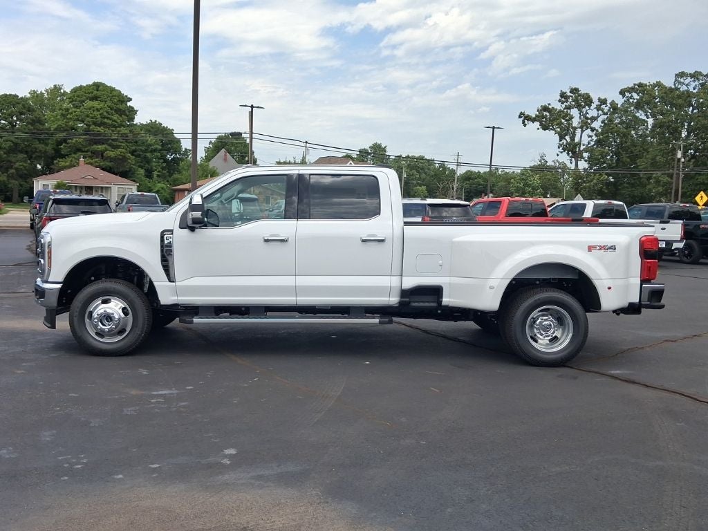 2026 Ford F-350SD Lariat DRW