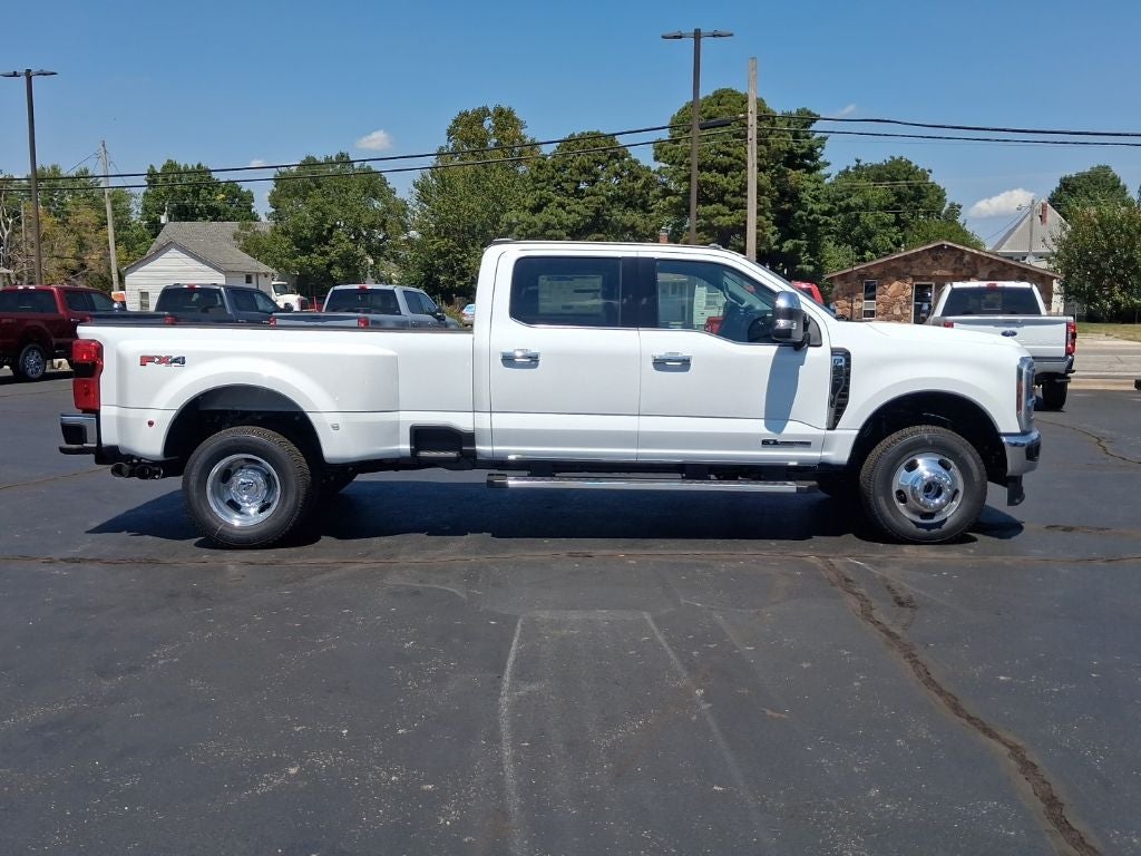 2026 Ford F-350SD Lariat DRW