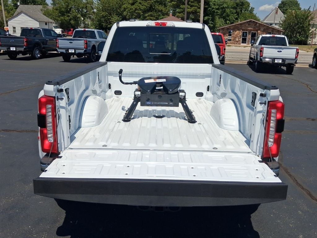 2026 Ford F-350SD Lariat DRW