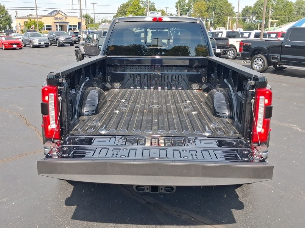 2026 Ford F-350SD Lariat DRW