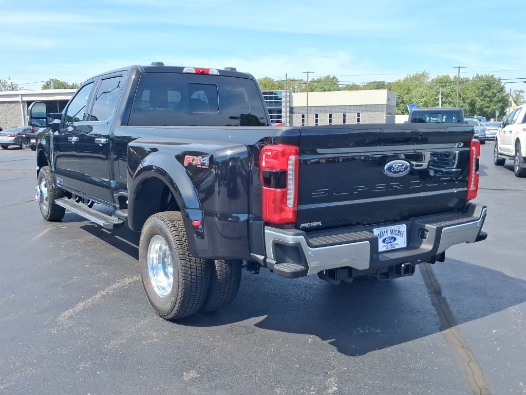2026 Ford F-350SD Lariat DRW