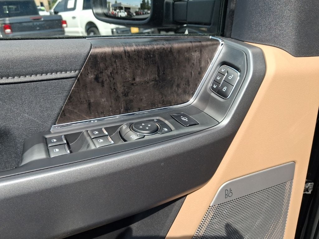 2026 Ford F-350SD Lariat DRW