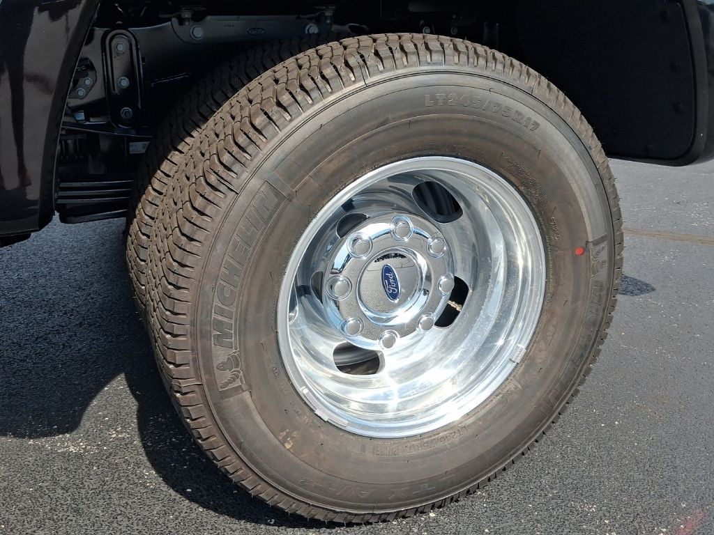 2026 Ford F-350SD Lariat DRW