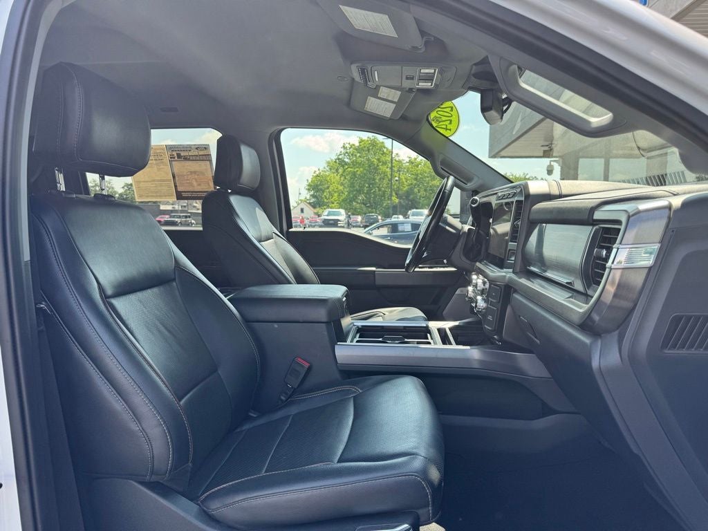 2024 Ford F-350SD Lariat DRW