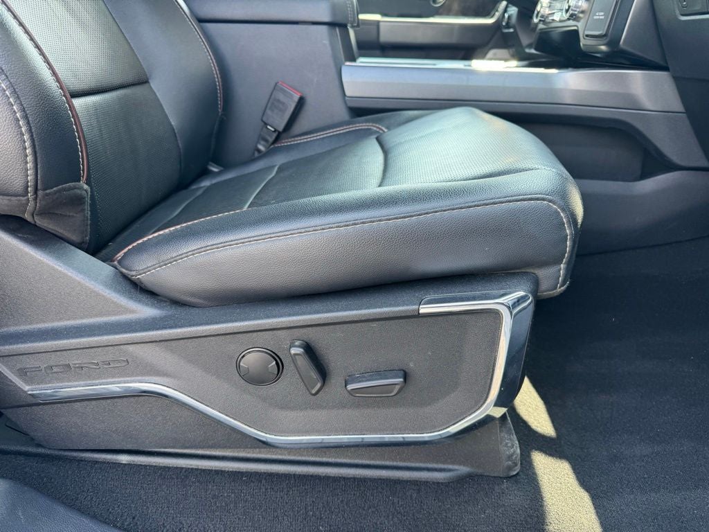 2024 Ford F-350SD Lariat DRW