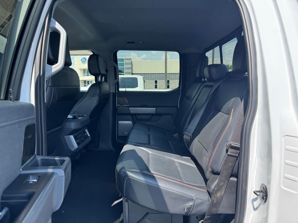 2024 Ford F-350SD Lariat DRW