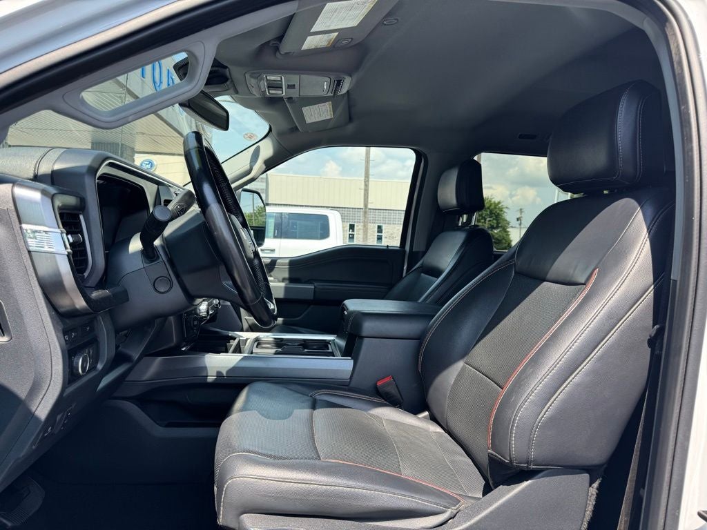 2024 Ford F-350SD Lariat DRW