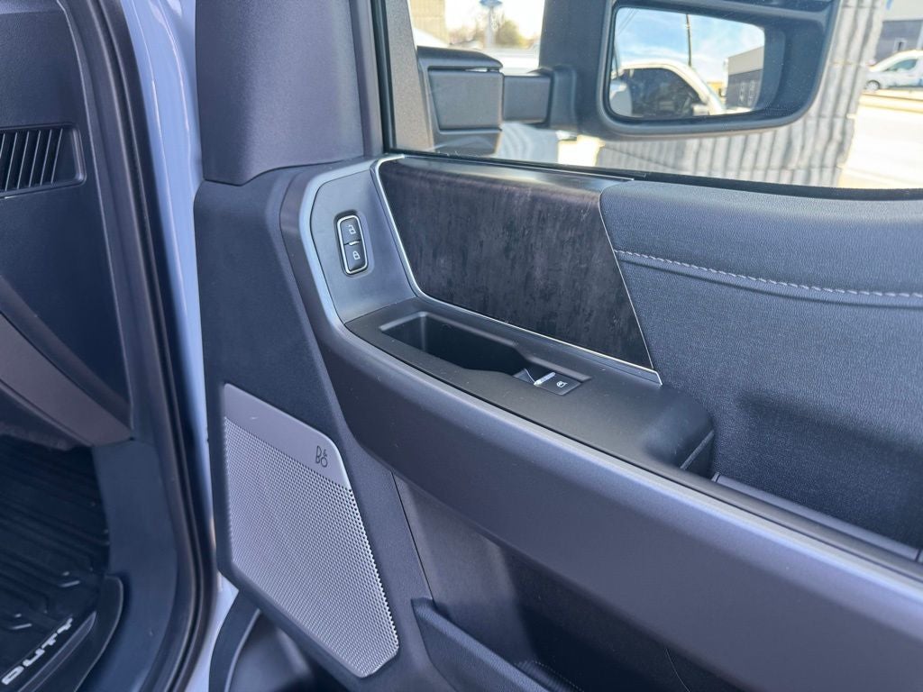 2025 Ford F-450SD Lariat DRW