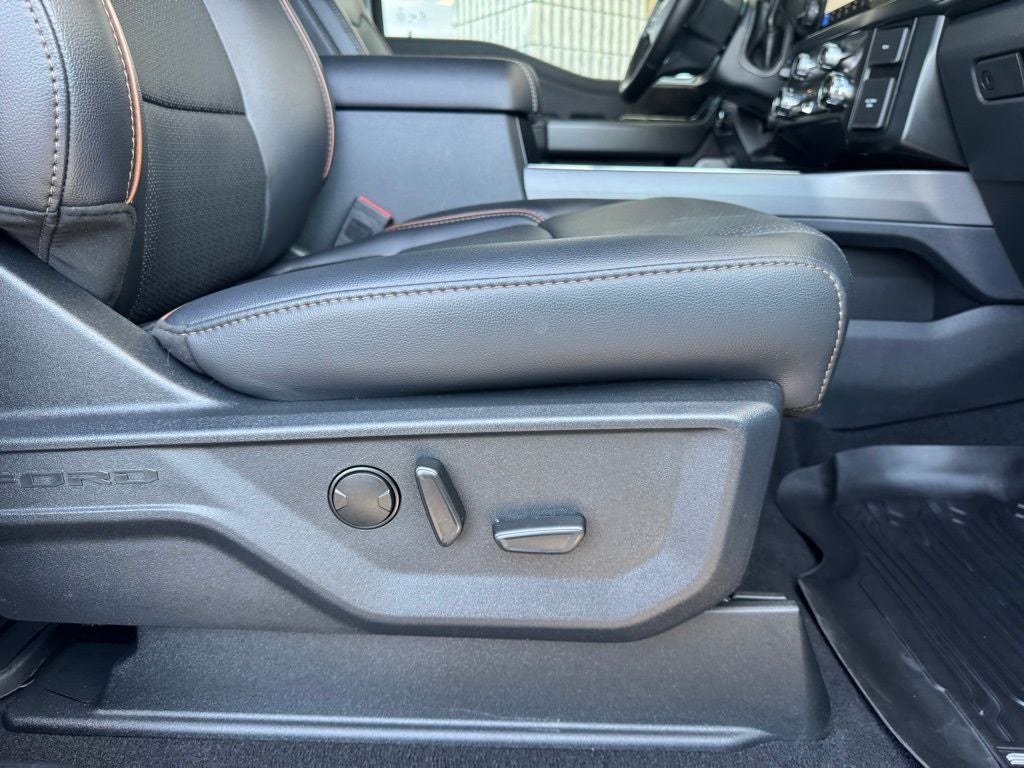 2025 Ford F-450SD Lariat DRW