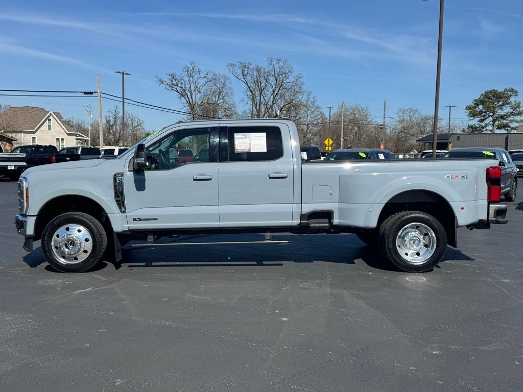 2025 Ford F-450SD Lariat DRW