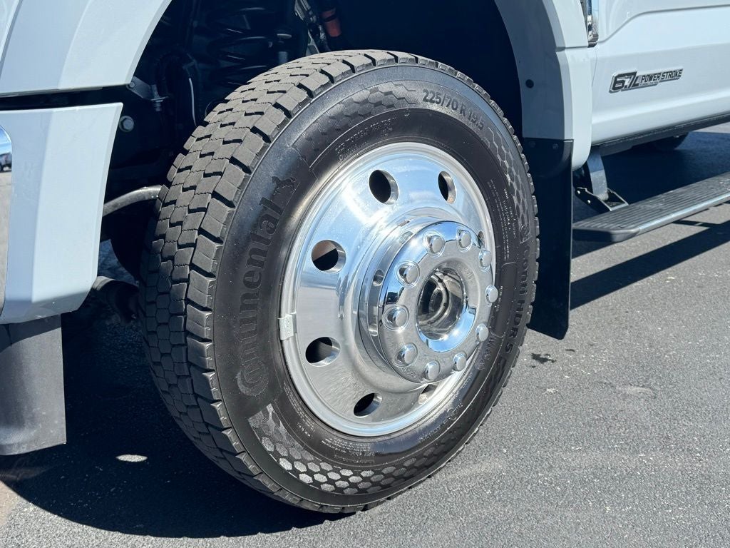 2025 Ford F-450SD Lariat DRW