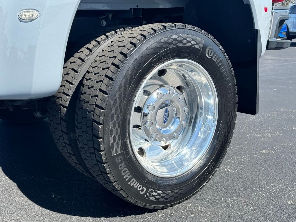 2025 Ford F-450SD Lariat DRW