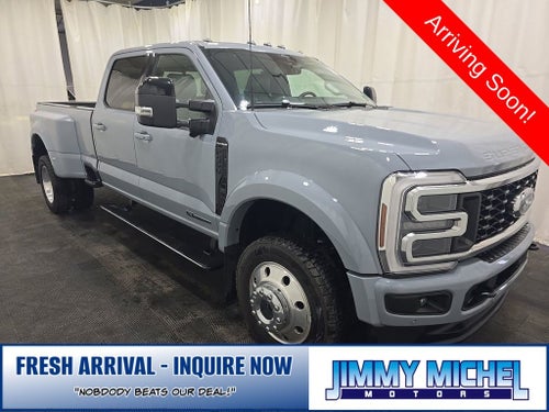 2025 Ford F-450SD Platinum
