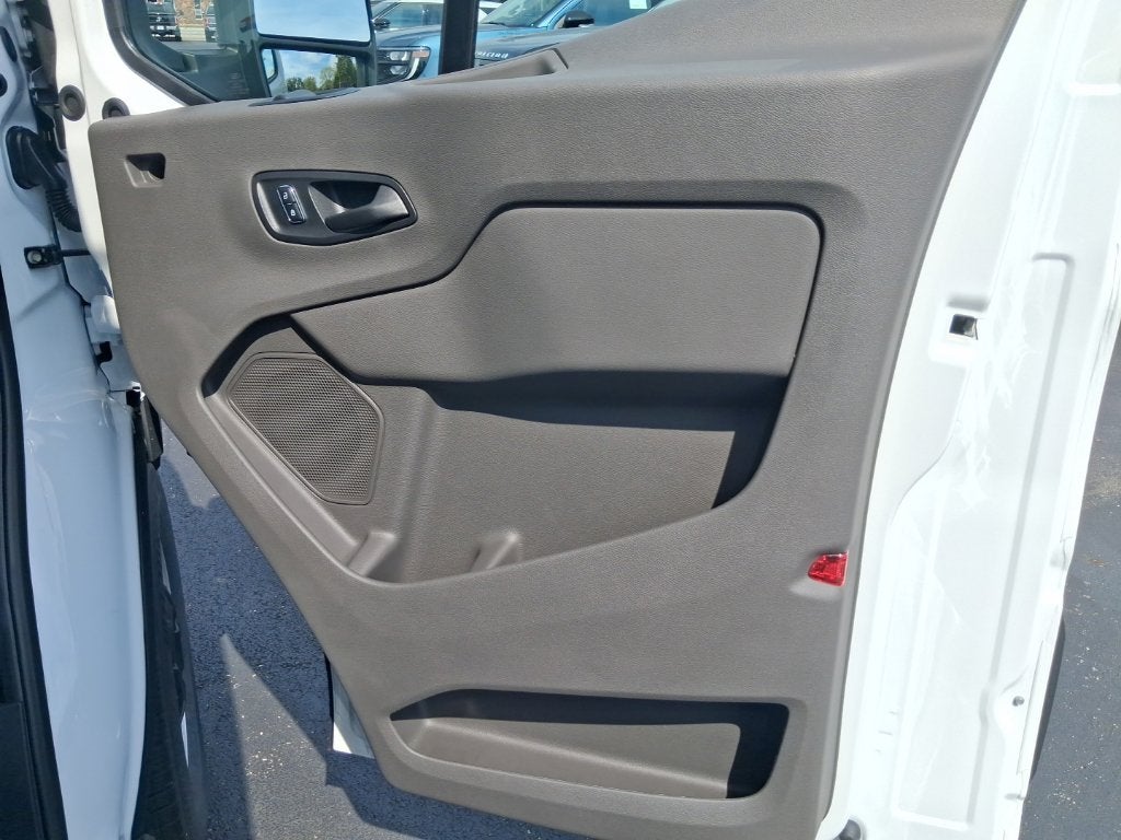 2027 Ford Transit-250 Base